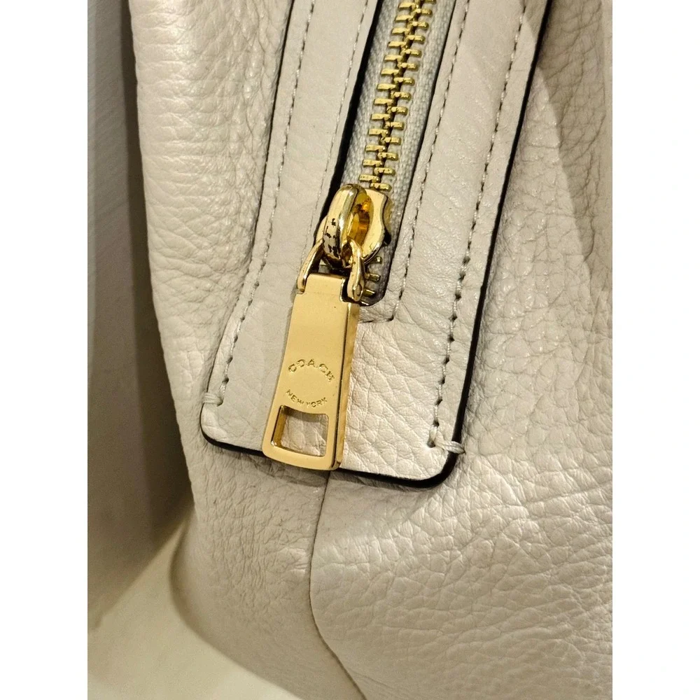 Coach C7454 Pebbled Leather Shoulder Hobo Bag Chalk Ivory Gold Hardware Hangtag